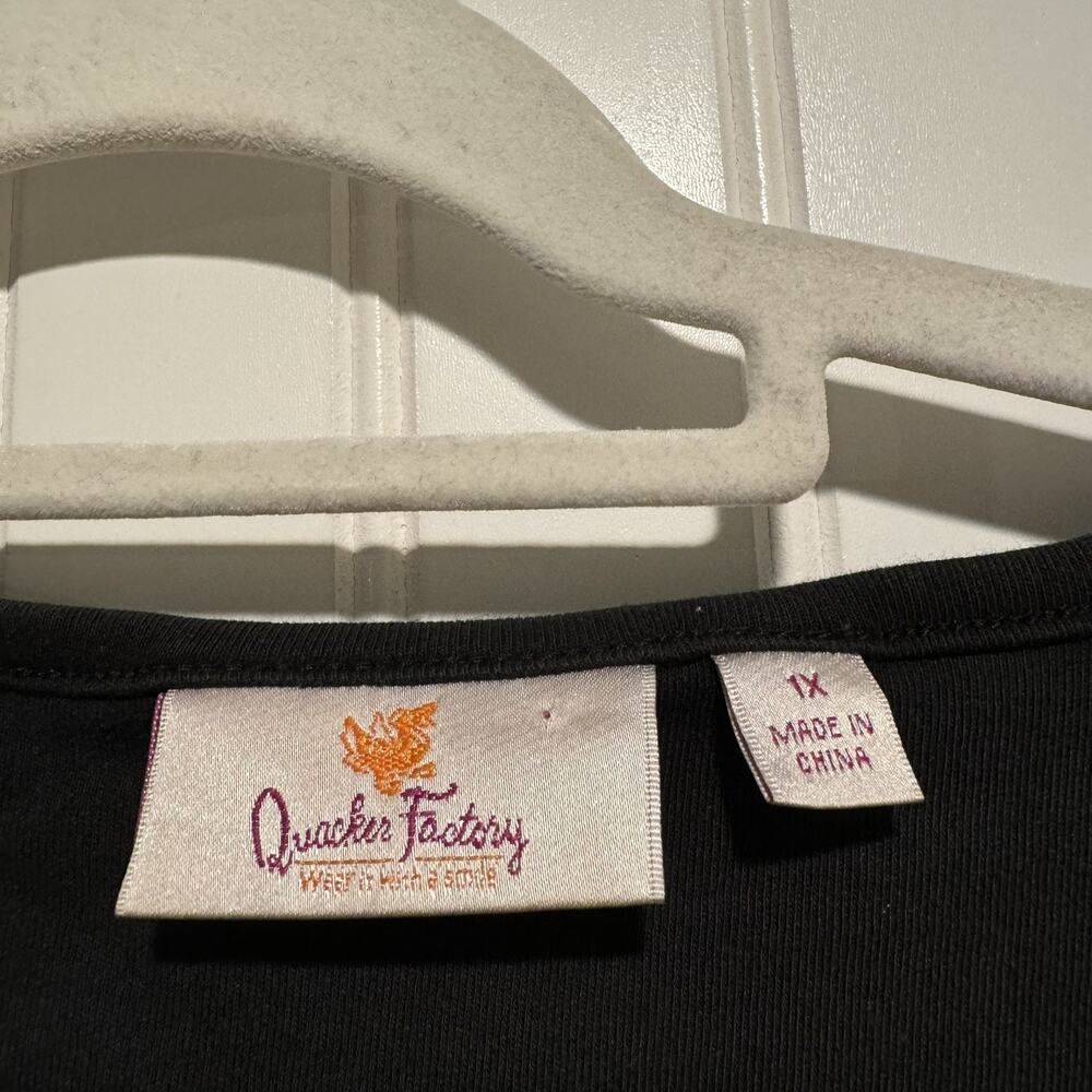 Quacker Factory Black Sequined Cat Top Plus Size 1X - Picture 3 of 5